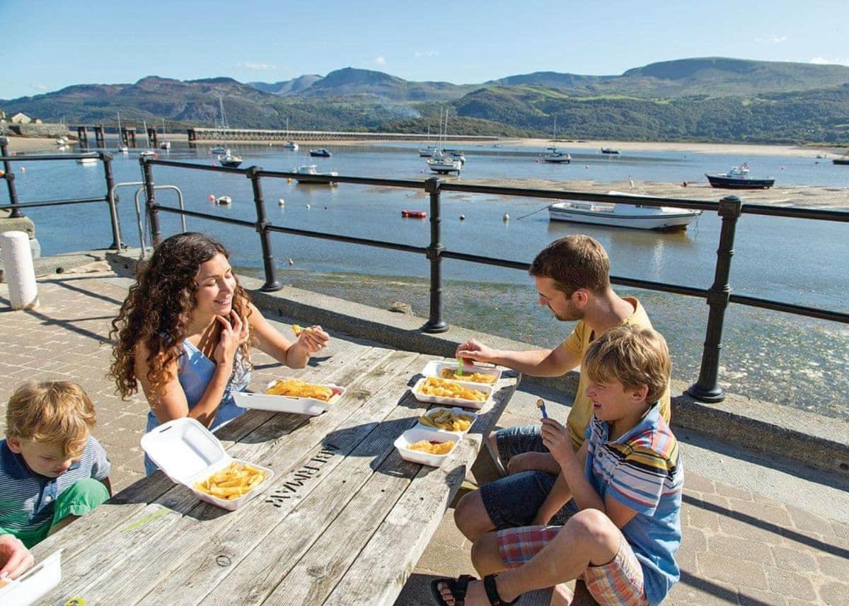 Barmouth Bay Holiday Park Llanddwywe Exterior foto